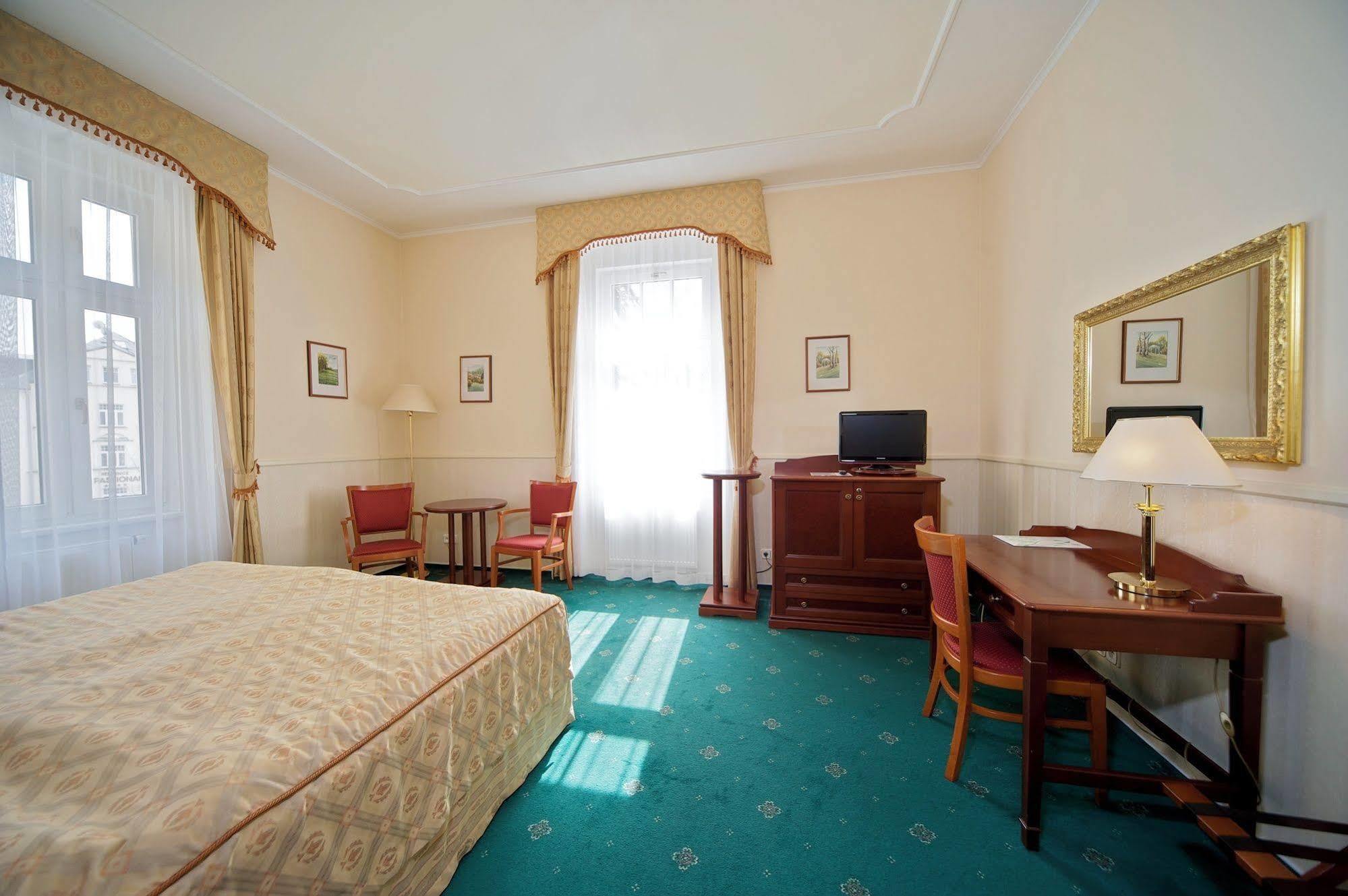 Orea Spa Hotel San Remo Mariańskie Łaźnie Zewnętrze zdjęcie