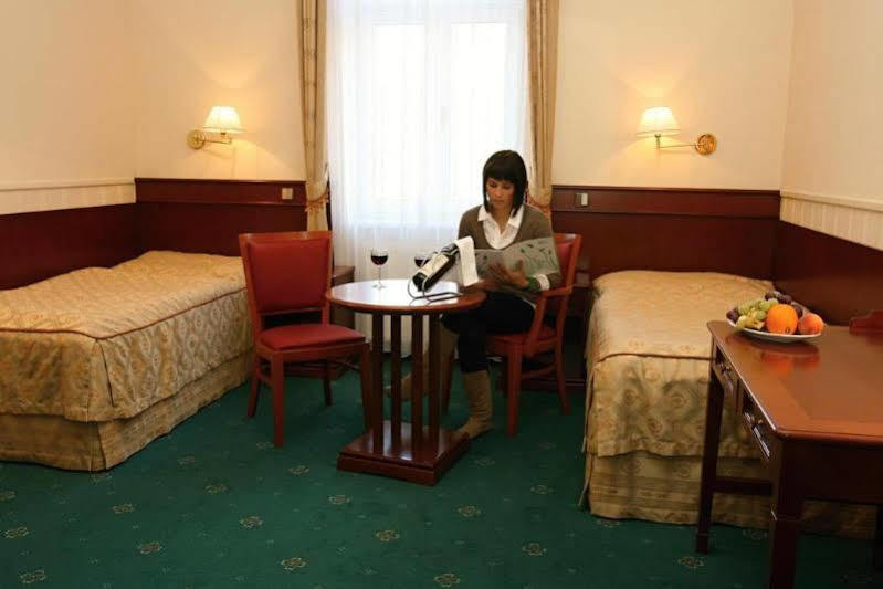 Orea Spa Hotel San Remo Mariańskie Łaźnie Zewnętrze zdjęcie